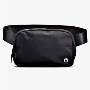 LuluLemon Everywhere Belt Bag